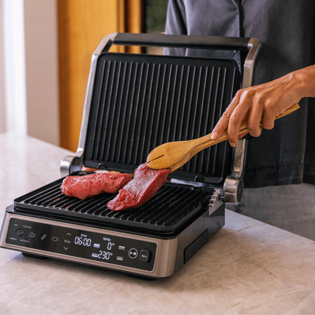 Contactgrill deluxe - Safecourt Kitchen