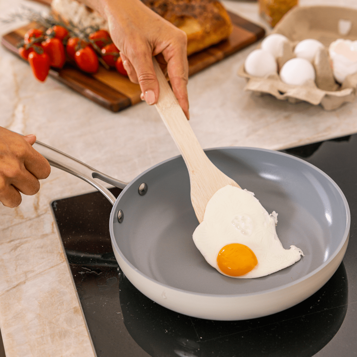 Fry pan 24 cm - Safecourt Kitchen