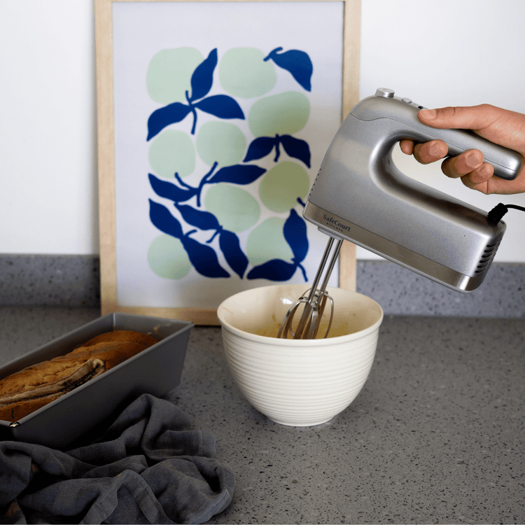 Hoe kies je de juiste handmixer? - Safecourt Kitchen