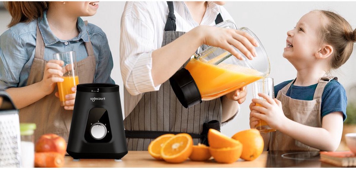 Safecourt Kitchen 2-in-1 Blender Combo in actie