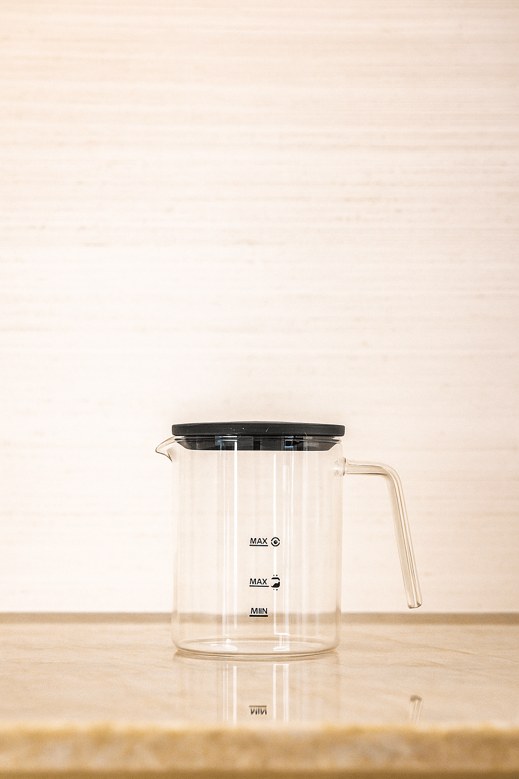 Glazen kan Digitale MF700 - Safecourt Kitchen